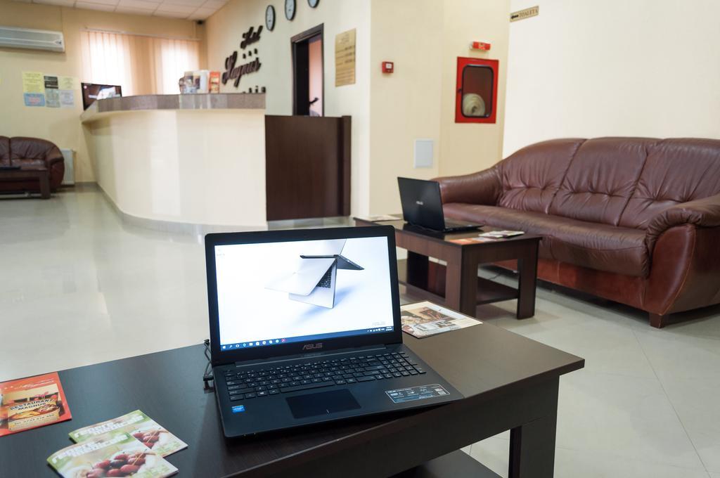 Hotel Magnus Galati מראה חיצוני תמונה