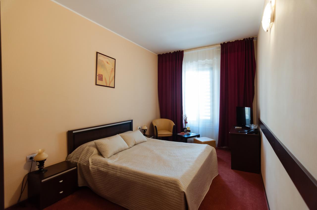 Hotel Magnus Galati מראה חיצוני תמונה