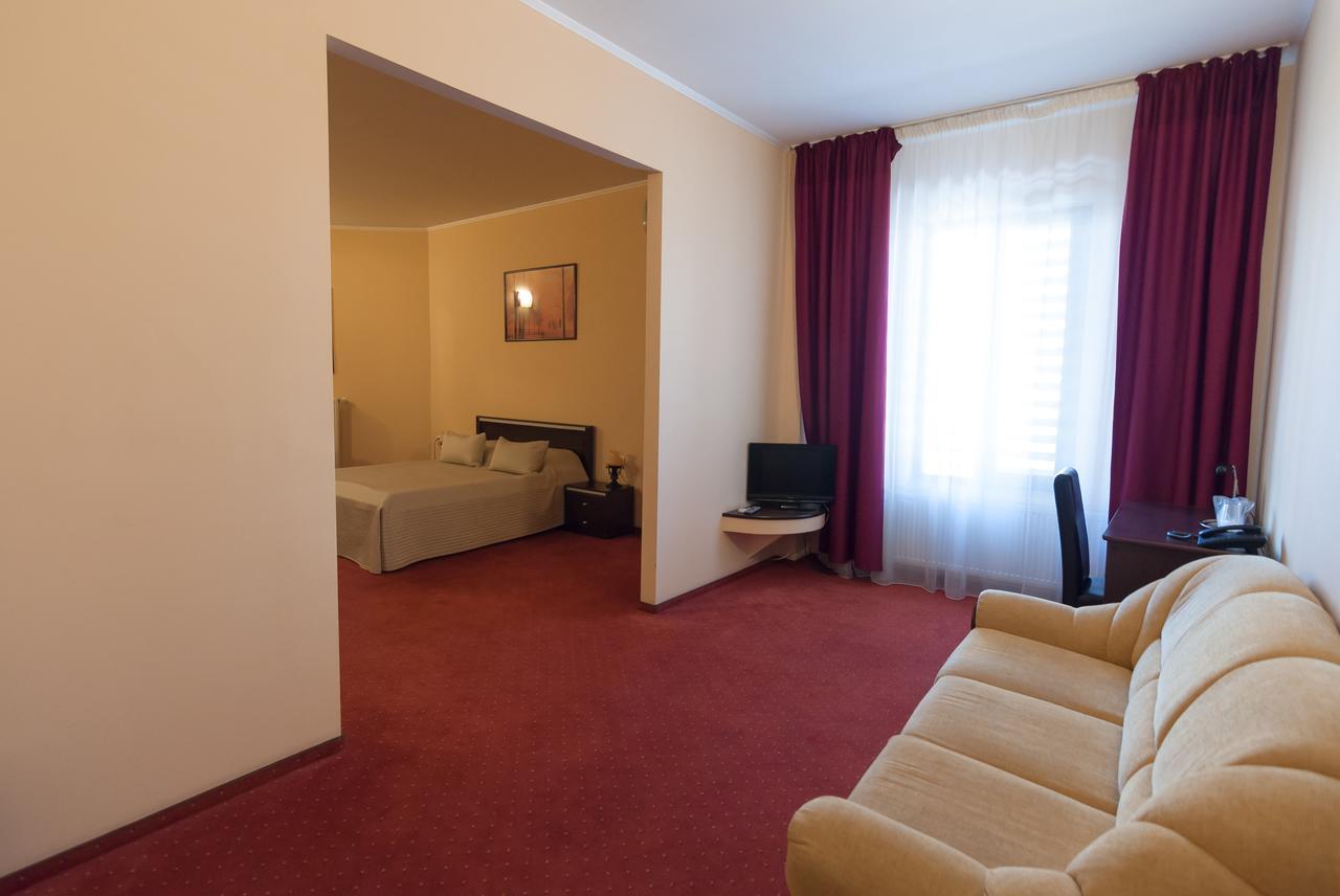 Hotel Magnus Galati מראה חיצוני תמונה