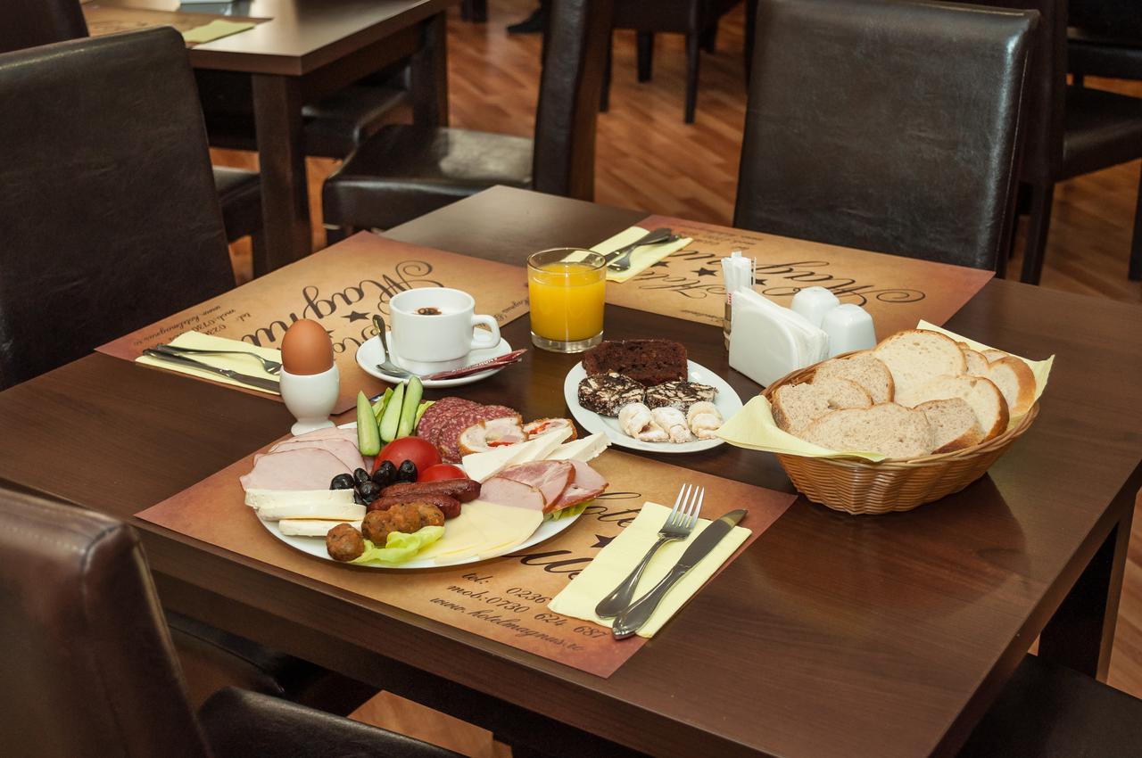 Hotel Magnus Galati מראה חיצוני תמונה