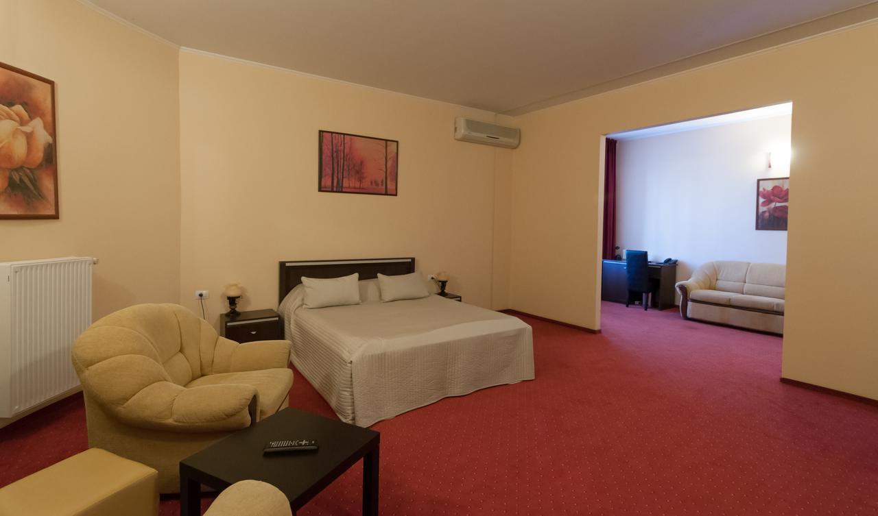 Hotel Magnus Galati מראה חיצוני תמונה