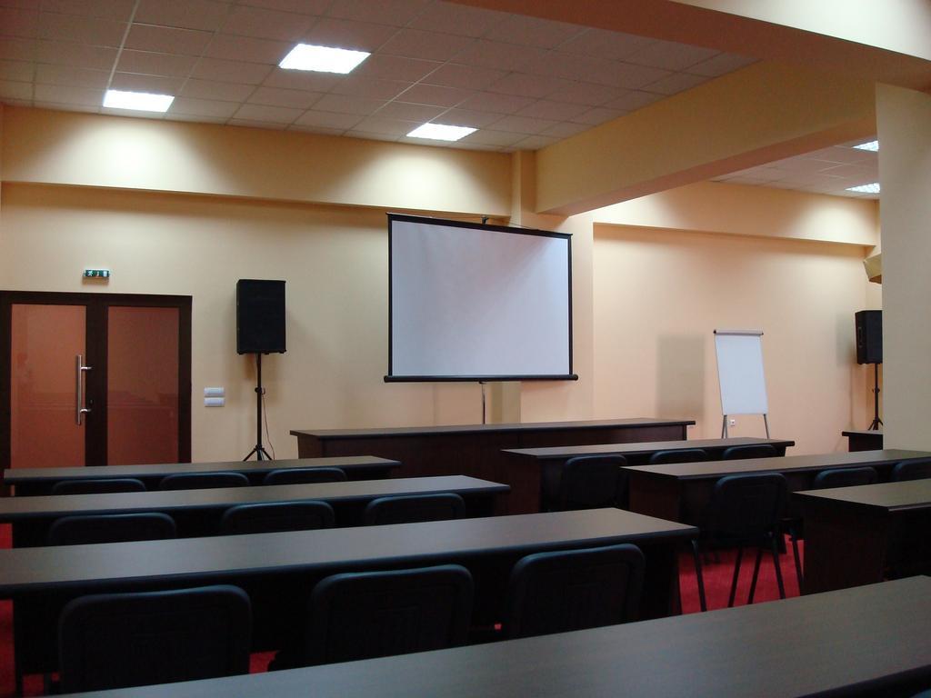 Hotel Magnus Galati מראה חיצוני תמונה